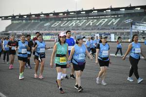 BIB: 817, 17316, 1728, 16445, 16643, 18016, 18088
                            <button type="button" onclick="openModal(11012472)" class="btn btn-primary btn-sm float-right btn-popup" data-toggle="modal" data-target=".modal-high-quality">
                        <i class="fas fa-shopping-cart"></i> Add to Cart
                    </button>
                                            <button type="button" onclick="isThisMe(11012472, true)" class="btn btn-success btn-sm float-right btn-popup btn-isme hidden" data-toggle="tooltip" data-placement="bottom" title="นี่คือรูปของคุณใช่ไหม คลิกที่นี่เพื่อเอาเข้าอัลบั้ม">
                        <i class="fas fa-plus"></i> Add to album
                    </button>
                    <button type="button" onclick="isThisMe(11012472, false)" class="btn btn-warning btn-sm float-right btn-popup btn-isnotme hidden">
                        <i class="fas fa-ban"></i> Remove from album
                    </button>